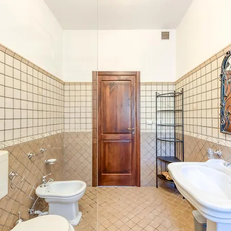 Le Colonie - Pescoluse בית חווה