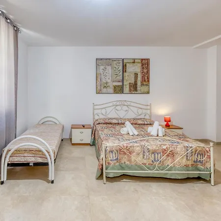 Le Colonie - Pescoluse Farma Presicce