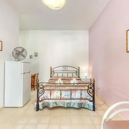 Le Colonie - Pescoluse בית חווה