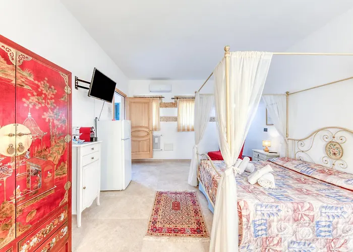 Le Colonie - Pescoluse Vakantieboerderij *